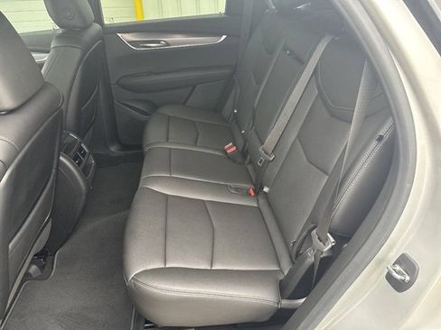 Used 2020 Cadillac XT5 Luxury w/ LPO, Floor Liner Package AWD/4WD image 10