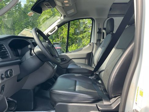 New 2026 Ford Transit 250 Low Roof RWD image 14