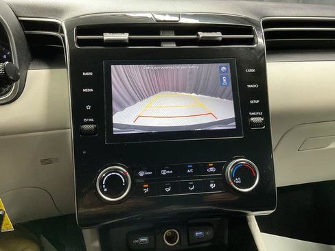 Used 2023 Hyundai Tucson SE AWD/4WD image 23