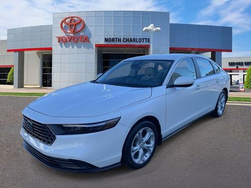 Used 2024 Honda Accord LX image 5