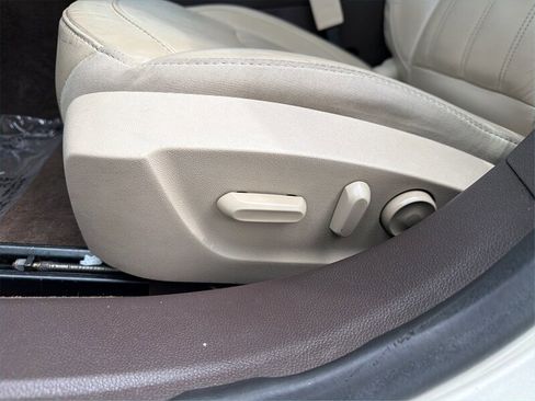 Used 2014 Buick Regal FWD image 28
