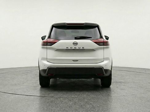 Used 2025 Nissan Rogue SV FWD image 7