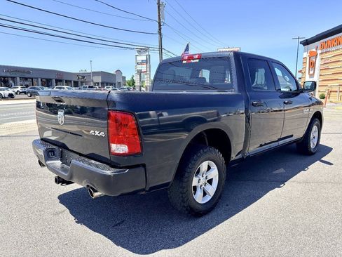 Used 2016 RAM 1500 Express AWD/4WD image 6