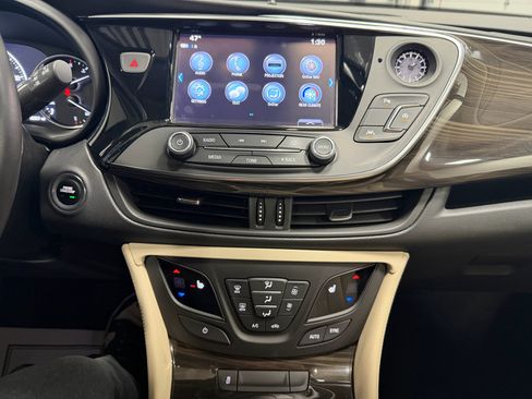 Used 2019 Buick Envision Premium image 9