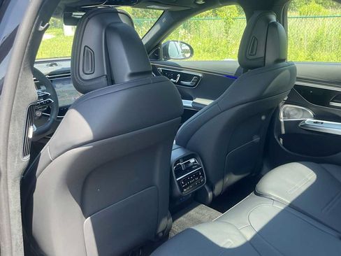 Used 2025 Mercedes-Benz E 53 AMG e 4MATIC Sedan image 30