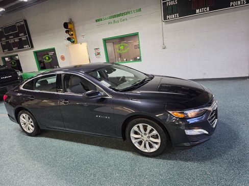 Used 2022 Chevrolet Malibu LT FWD image 4