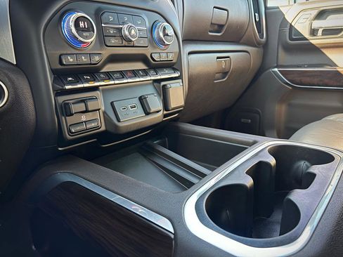 Used 2020 GMC Sierra 1500 SLT w/ SLT Premium Plus Package image 64