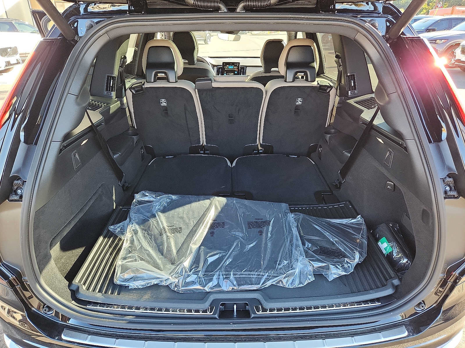 Used 2027 Volvo XC90 B6 Ultra AWD/4WD image 26