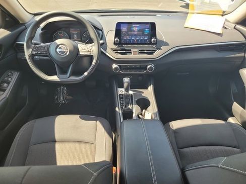 Certified 2025 Nissan Altima 2.5 S FWD image 16