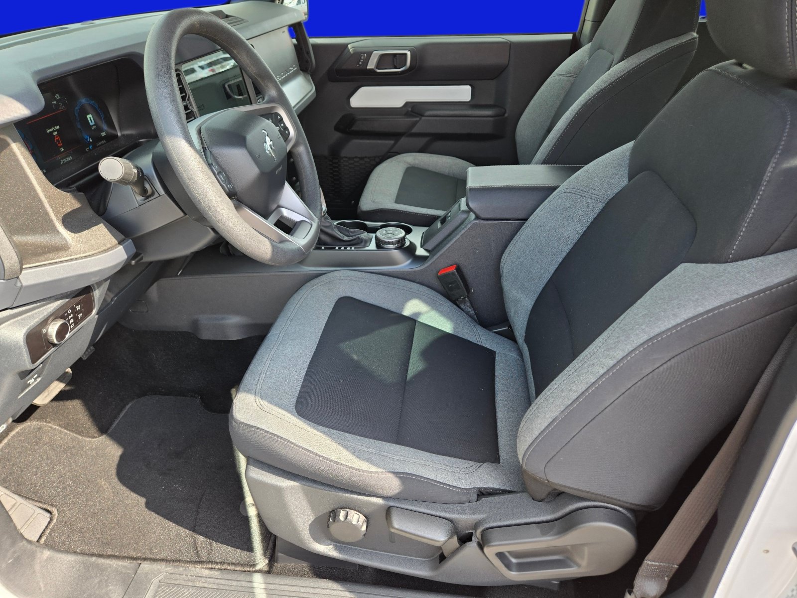 Used 2025 Ford Bronco 2-Door w/ Sasquatch Package AWD/4WD image 15