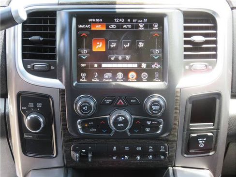 Used 2017 RAM 2500 Limited AWD/4WD image 9