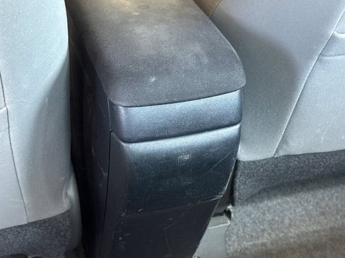 Used 2015 Toyota Prius Two FWD image 41