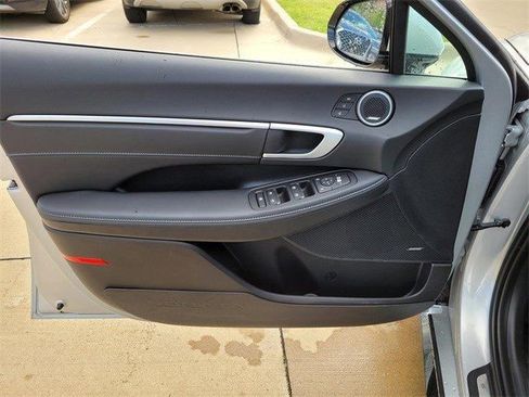 New 2025 Hyundai Sonata Limited image 5