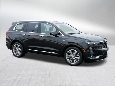 Certified 2024 Cadillac XT6 Premium Luxury w/ LPO, Floor Liner Package image 3