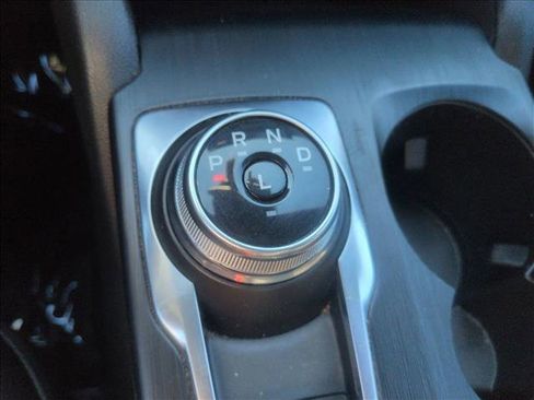 Used 2024 Ford Escape ST-Line image 12