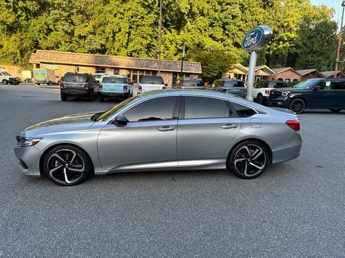 Used 2021 Honda Accord Sport image 6