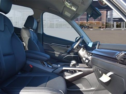 New 2025 Kia Telluride LX image 12