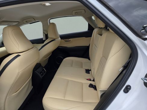 Used 2016 Lexus NX 200t FWD image 19