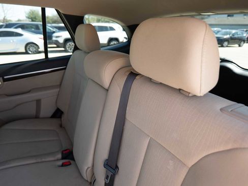 Used 2012 Hyundai Santa Fe GLS image 25