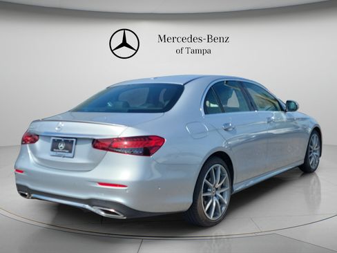 Certified 2022 Mercedes-Benz E 350 Sedan image 3