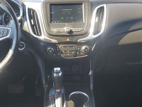 Used 2019 Chevrolet Equinox LT image 27
