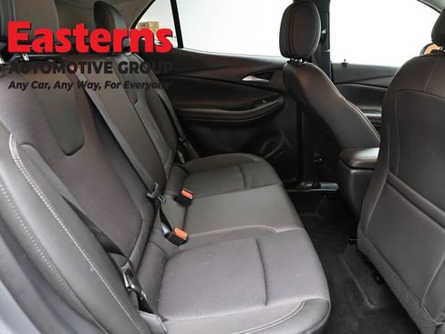 Used 2025 Buick Encore GX Preferred FWD image 23