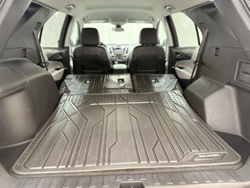 Used 2018 Chevrolet Equinox Premier w/ LPO, Floor Liner Package AWD/4WD image 28