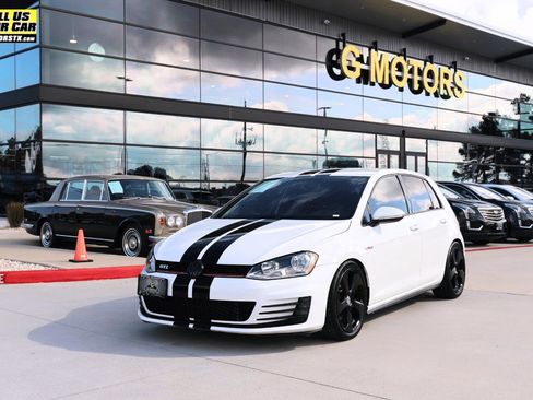 Used 2016 Volkswagen GTI S image 1