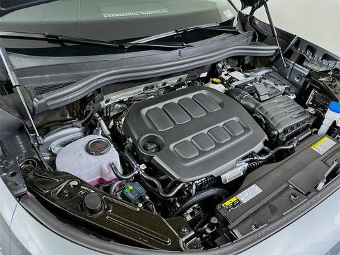 New 2025 Volkswagen Tiguan S image 26