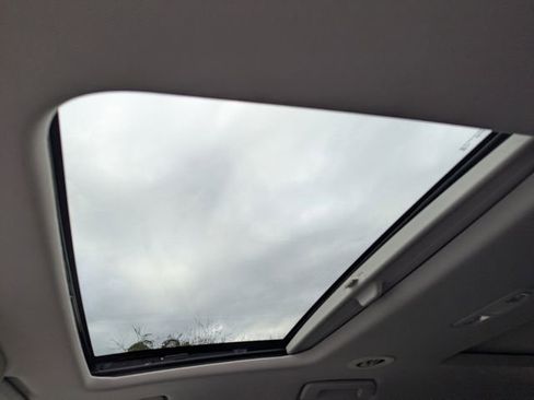 Certified 2021 Buick Enclave Avenir w/ Avenir Technology Package image 14