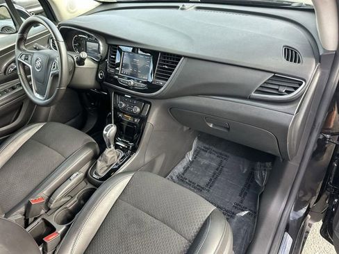 Used 2022 Buick Encore Preferred w/ Safety Package image 26