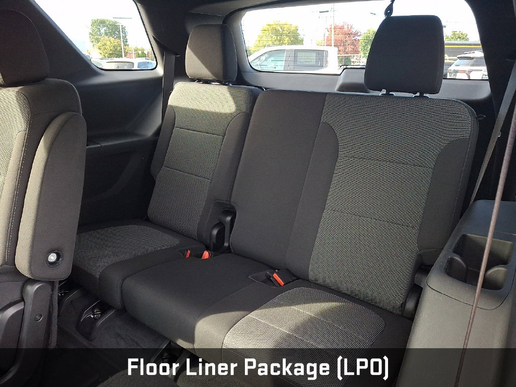 Used 2022 Chevrolet Traverse LT w/ LPO, Black Accent Package AWD/4WD image 14