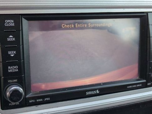 Used 2009 Dodge Journey SXT w/ Flexible Seating Group FWD image 19