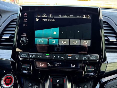 Used 2024 Honda Odyssey Elite image 19