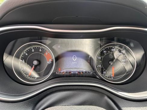Used 2020 Jeep Cherokee Limited AWD/4WD image 19