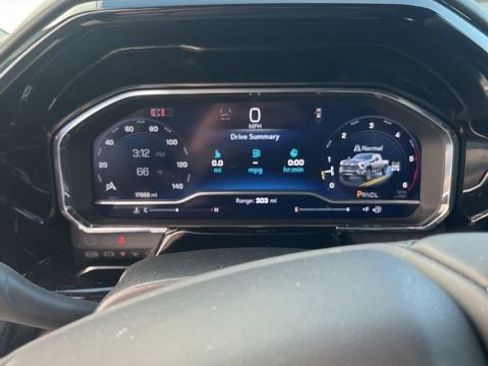 Used 2025 Chevrolet Silverado 3500 LTZ w/ LTZ Plus Package image 9