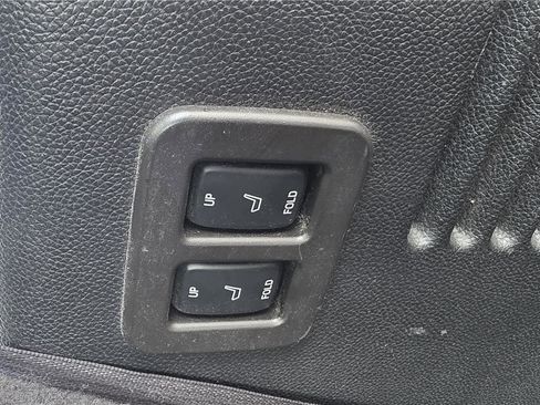Used 2013 Lincoln Navigator 2WD image 13