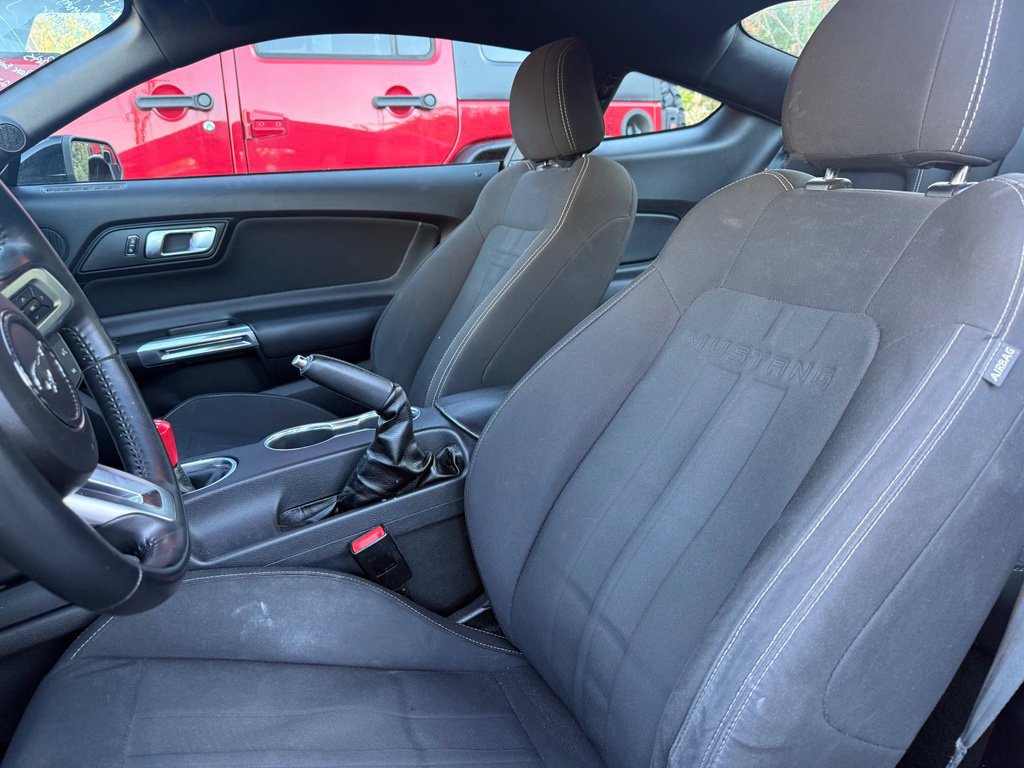 Used 2018 Ford Mustang GT w/ GT Performance Package RWD image 2