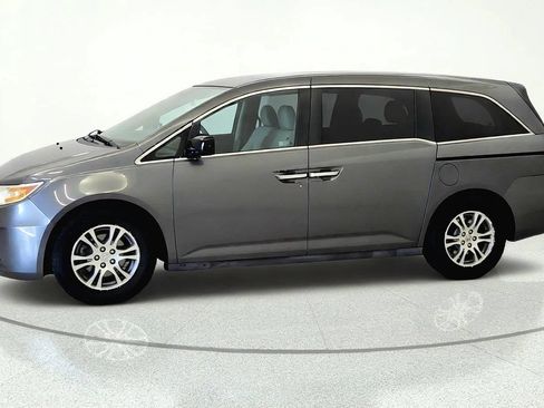 Used 2012 Honda Odyssey EX image 3