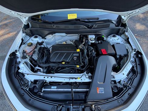 Used 2025 Buick Envista Sport Touring image 32