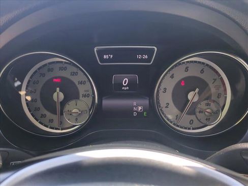 Used 2015 Mercedes-Benz GLA 250 image 11