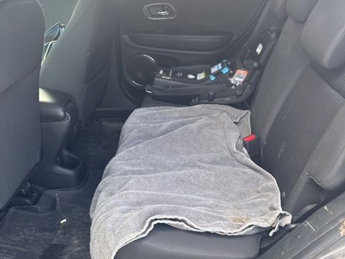 Used 2019 Honda HR-V EX image 10