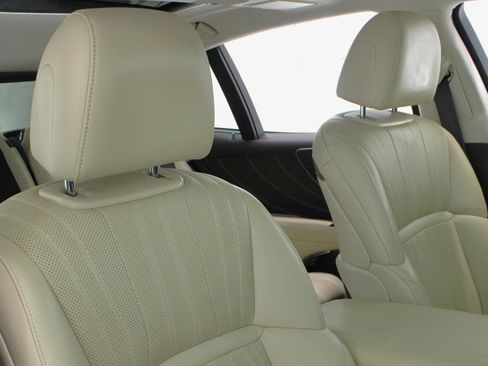 Used 2018 Lexus LS 500 w/ Luxury Package RWD image 50