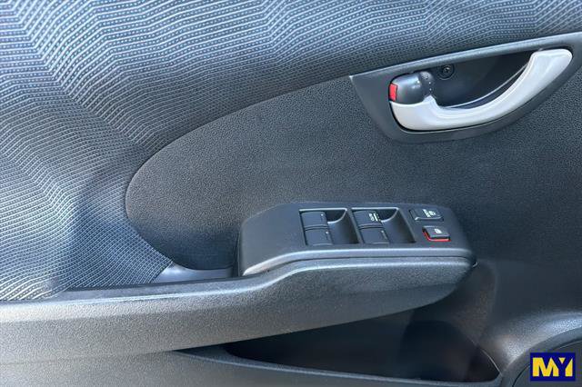 Used 2011 Honda Fit Sport image 11