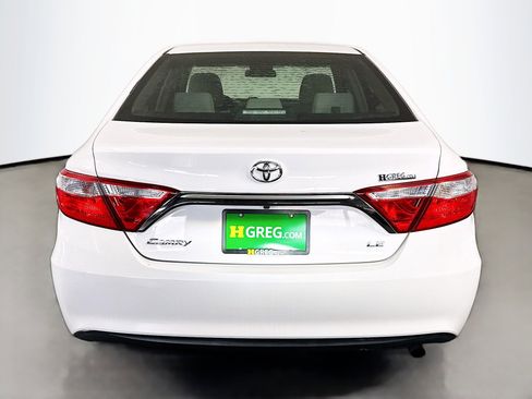 Used 2016 Toyota Camry LE image 8