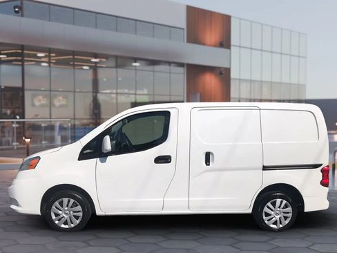 Used 2020 Nissan NV200 SV w/ Back Door Glass Package FWD image 12