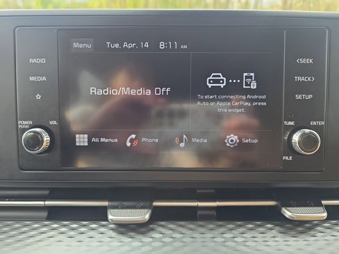 Used 2024 Kia Carnival LX FWD image 20
