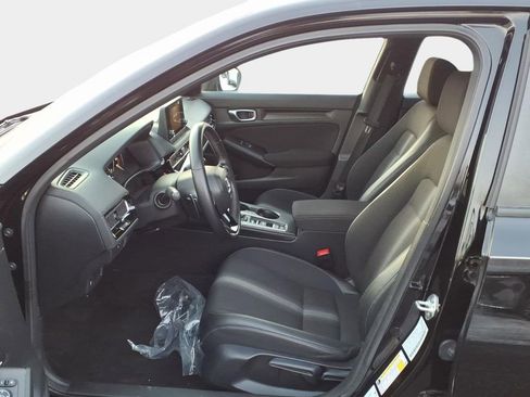 Used 2023 Honda Civic Sport image 9