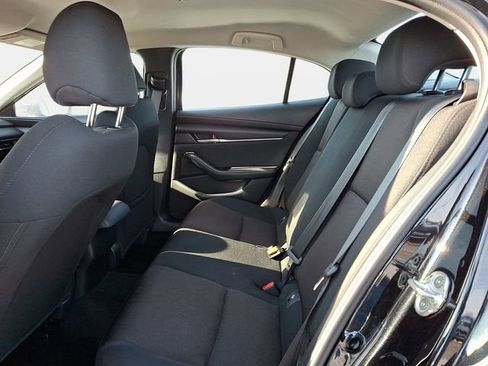 Used 2021 MAZDA MAZDA3 2.0 image 12