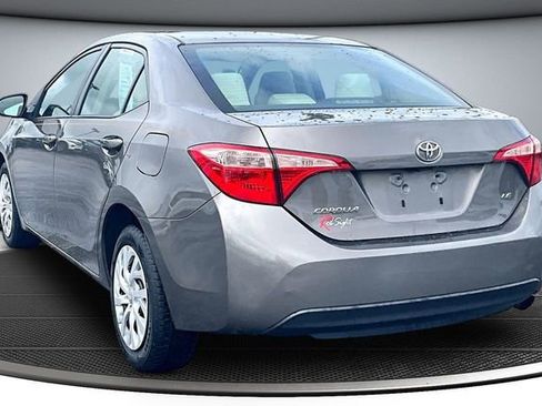 Used 2017 Toyota Corolla LE FWD image 4